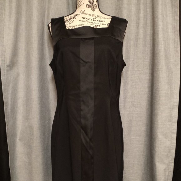 Connected Apparel Dresses & Skirts - Connected Apparel Sleeveless Black Dress